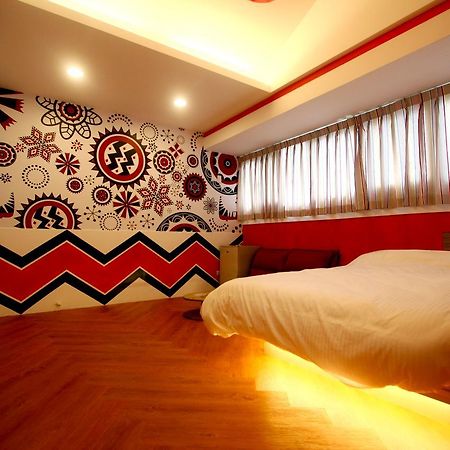 Color House Pansiyon Taichung Dış mekan fotoğraf
