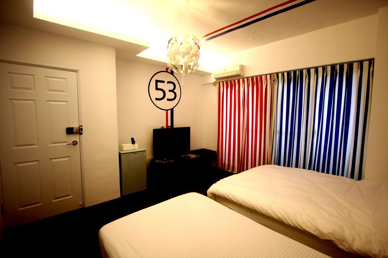 Color House Pansiyon Taichung Dış mekan fotoğraf